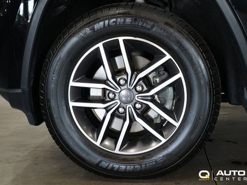 Used 2021 Jeep Grand Cherokee Limited AWD/4WD image 7