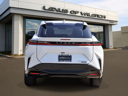 Certified 2023 Lexus RZ 450e Premium w/ Technology Package AWD/4WD image 3