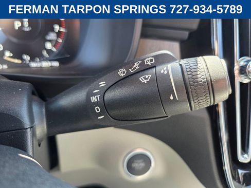 Certified 2022 Volvo XC40 T4 Inscription FWD image 31