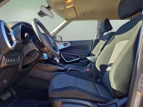 Used 2024 Kia Soul LX w/ Option Group 015 image 21