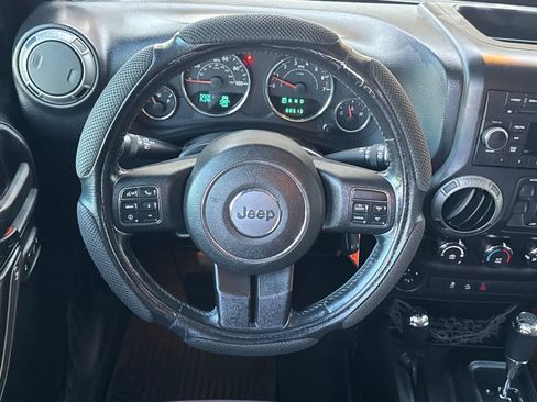 Used 2013 Jeep Wrangler Unlimited Sport AWD/4WD image 14