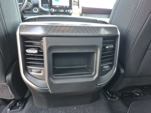 New 2026 RAM 1500 Express AWD/4WD image 14