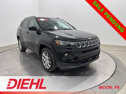 Certified 2022 Jeep Compass Latitude image 1