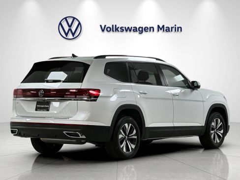 New 2026 Volkswagen Atlas SE FWD image 5