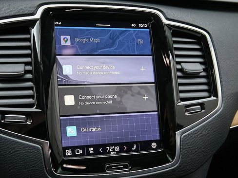 Certified 2023 Volvo XC90 B5 Plus w/ Protection Package Premier image 18