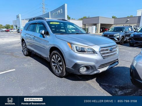 Used 2017 Subaru Outback 2.5i Limited AWD/4WD image 2