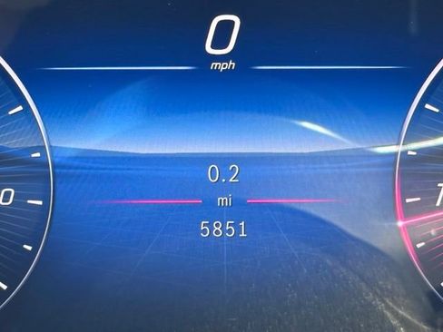 Used 2026 Mercedes-Benz GLC 300 4MATIC image 24