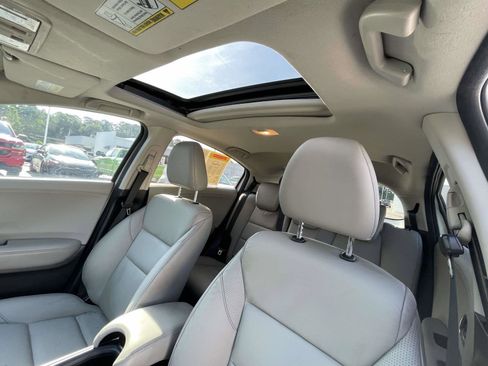 Used 2017 Honda HR-V EX-L image 16
