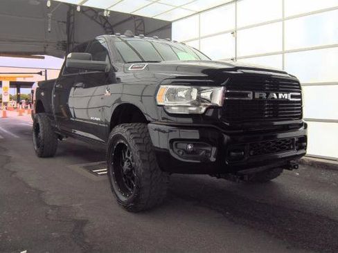 Used 2020 RAM 2500 Big Horn w/ Level 1 Equipment Group AWD/4WD image 2