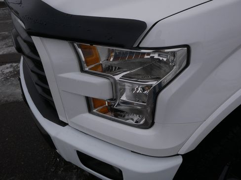 Used 2017 Ford F150 XLT w/ Equipment Group 302A Luxury image 15