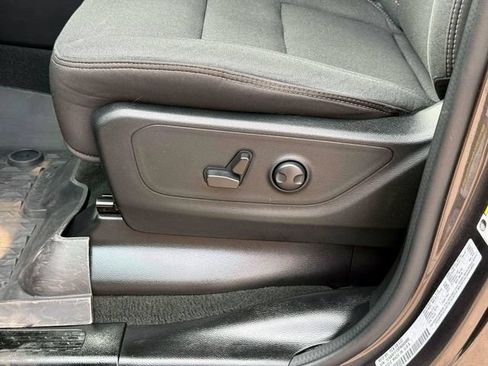 Certified 2023 RAM 1500 Big Horn AWD/4WD image 19