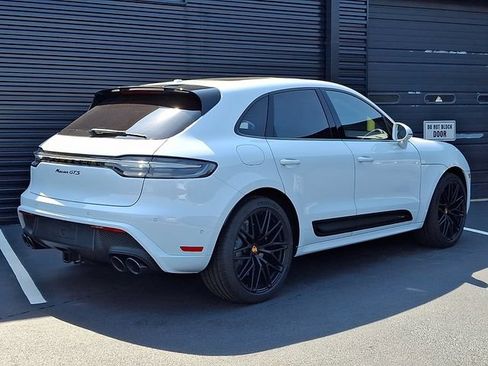 Certified 2025 Porsche Macan GTS AWD/4WD image 7