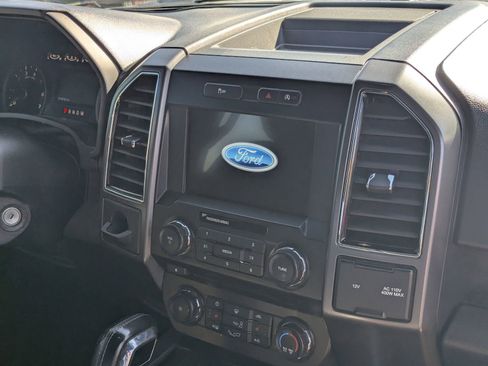 Used 2018 Ford F150 XLT w/ Equipment Group 302A Luxury image 8