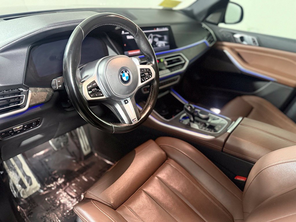 Used 2021 BMW X5 M50i w/ Dynamic Handling Package AWD/4WD image 19