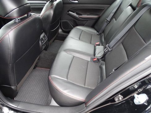 Used 2024 Nissan Altima 2.5 SR image 30