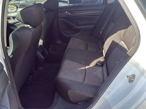 Used 2019 Honda Accord LX image 9