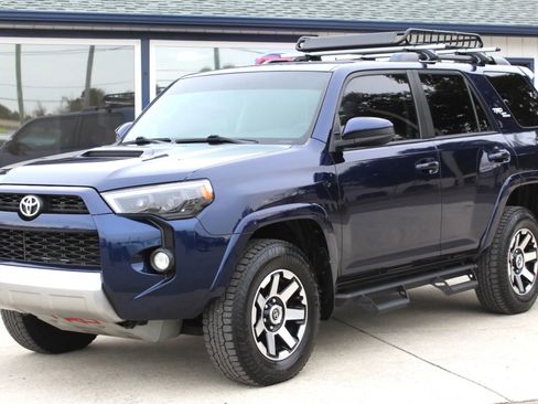 Used 2019 Toyota 4Runner TRD Off-Road image 1