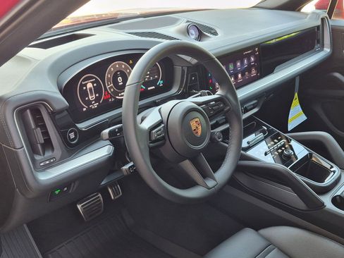 New 2026 Porsche Cayenne S AWD/4WD image 4