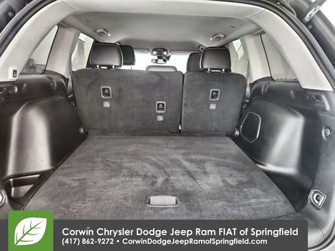 Certified 2023 Jeep Grand Cherokee Limited w/ Black Appearance Package image 32