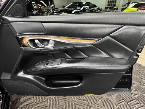 Used 2015 INFINITI Q70 L 3.7 w/ Deluxe Touring Package image 56