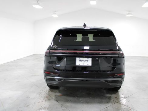 New 2025 Lincoln Nautilus Premier w/ Equipment Group 102A image 7