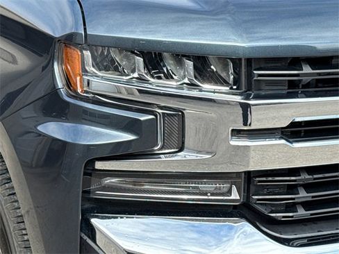 Used 2020 Chevrolet Silverado 1500 LT w/ Texas Edition image 4