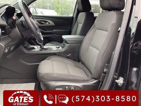 Used 2023 Chevrolet Traverse LT FWD image 14