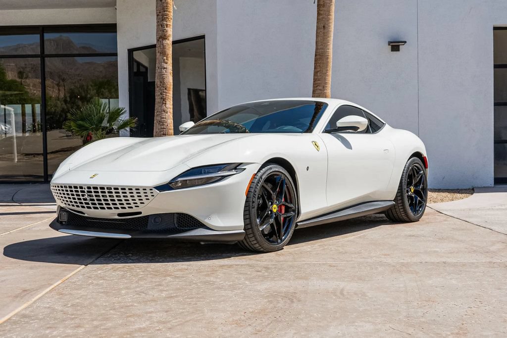 Used 2023 Ferrari Roma RWD image 2