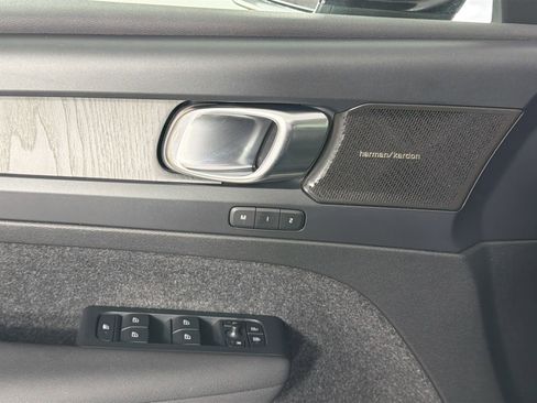 Certified 2023 Volvo XC40 B5 Plus w/ Driver Assist Package image 18