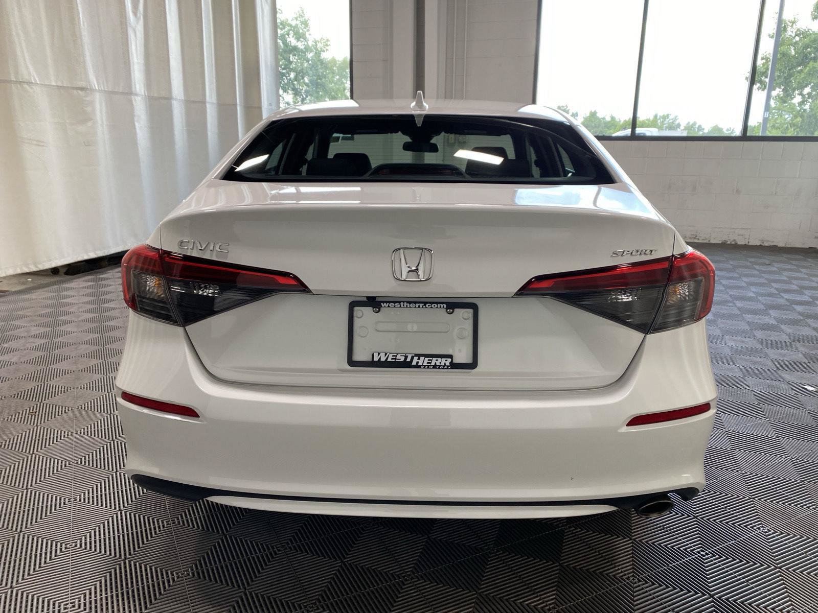 Used 2024 Honda Civic Sport image 6