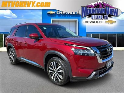 Used 2023 Nissan Pathfinder Platinum w/ Lighting Package (N92)
