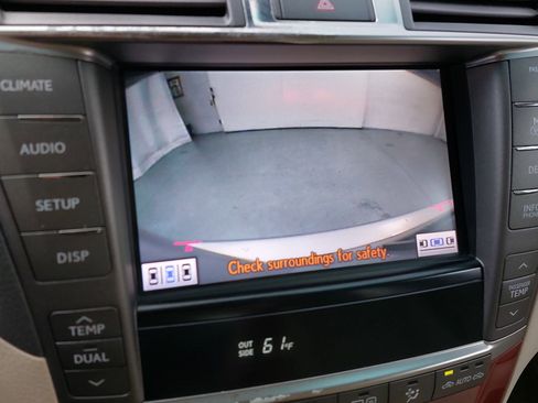 Used 2011 Lexus LS 460 w/ Luxury Value Edition RWD image 24