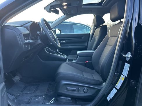 Used 2024 Honda CR-V EX image 2