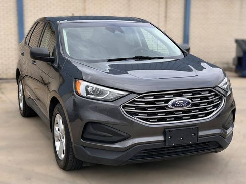 Used 2019 Ford Edge SE FWD image 6