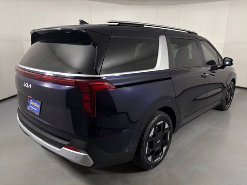 New 2026 Kia Carnival EX FWD image 8