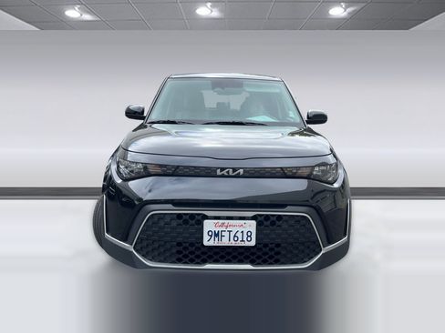 Used 2023 Kia Soul LX w/ LX Technology Package FWD image 4