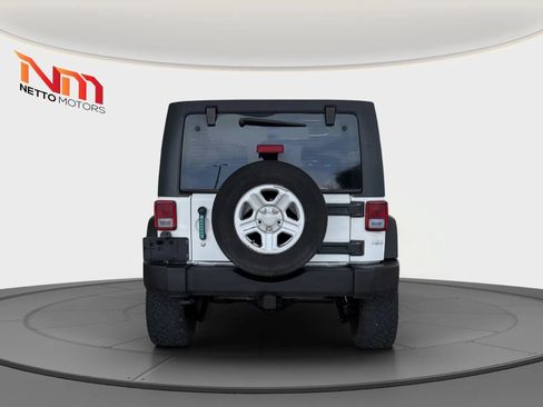 Used 2014 Jeep Wrangler Unlimited Sport w/ Connectivity Group AWD/4WD image 4
