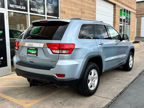 Used 2012 Jeep Grand Cherokee Laredo w/ Laredo E Group AWD/4WD image 5