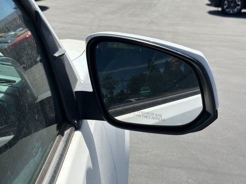 Used 2022 Toyota Tacoma SR w/ SR Convenience Package RWD image 13