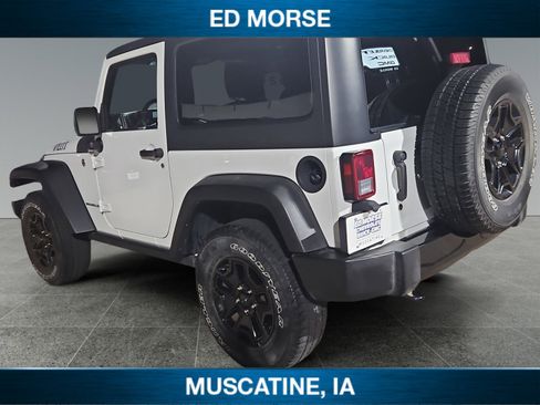 Used 2016 Jeep Wrangler Sport image 3