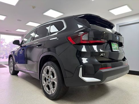 Used 2023 BMW X1 xDrive28i w/ Convenience Package AWD/4WD image 5
