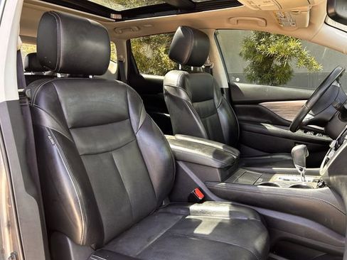 Used 2017 Nissan Murano Platinum w/ Platinum Technology Package image 30