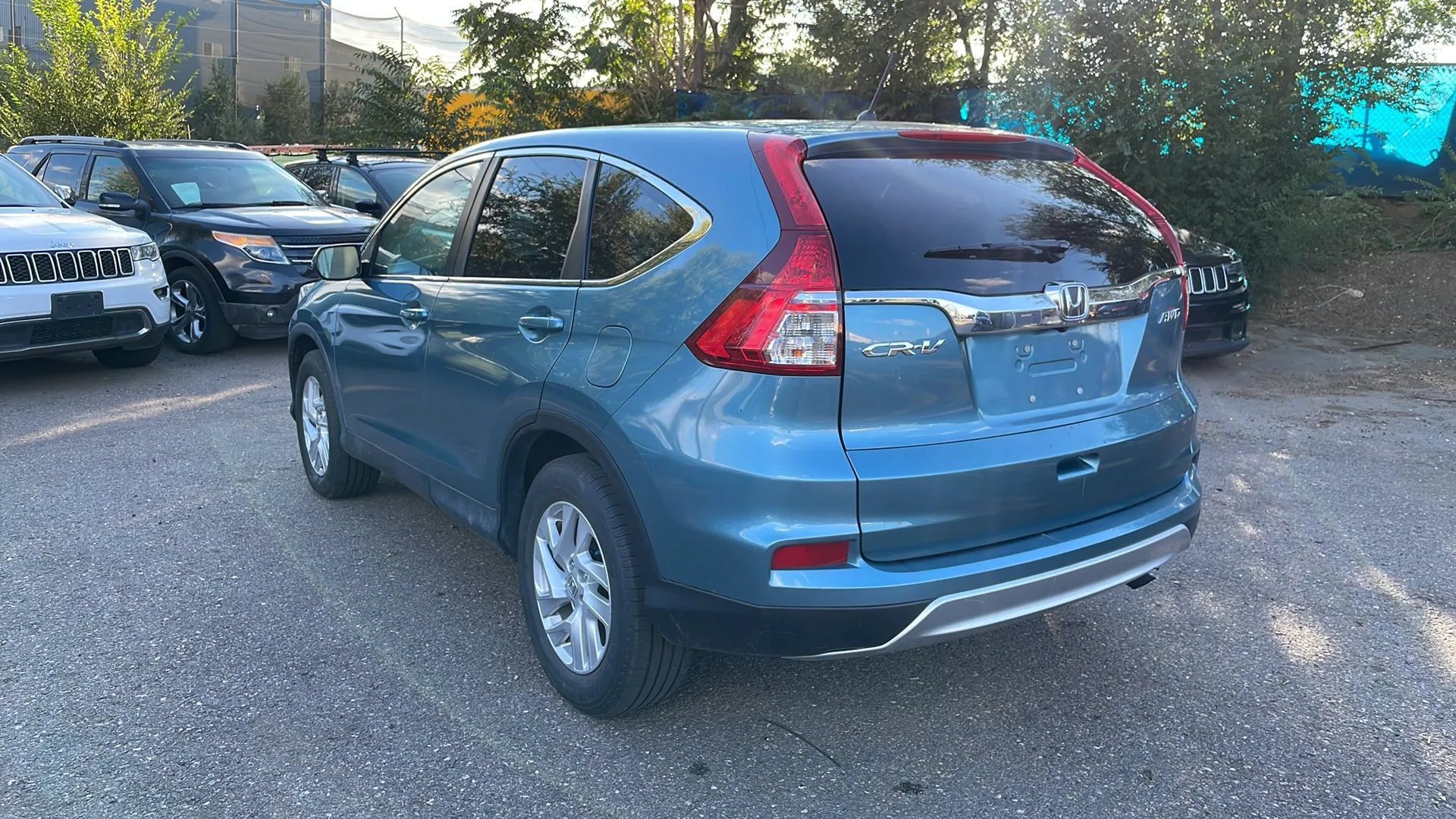 Used 2015 Honda CR-V EX image 4