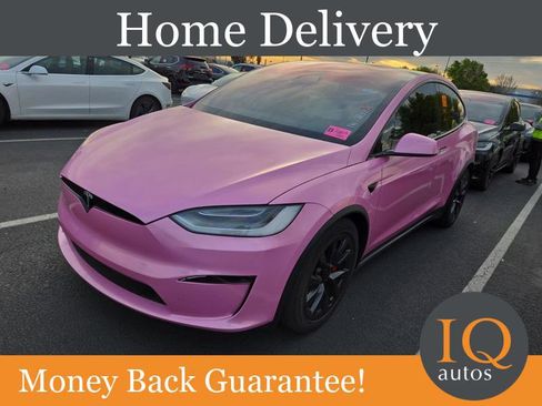 Used 2023 Tesla Model X Plaid image 1