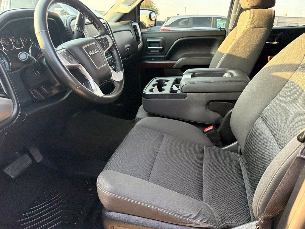 Used 2017 GMC Sierra 1500 SLE w/ SLE Value Package AWD/4WD image 8