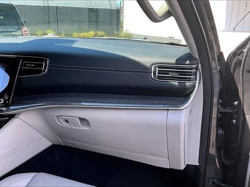 Used 2022 Jeep Wagoneer Series III w/ Flexible Seating Group image 27