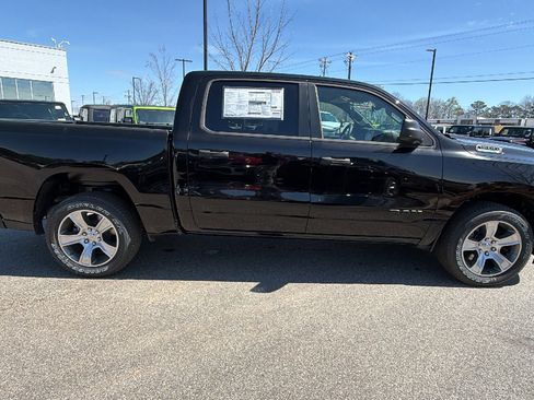 New 2026 RAM 1500 Express image 7