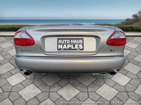 Used 1998 Jaguar XK8 Convertible RWD image 15