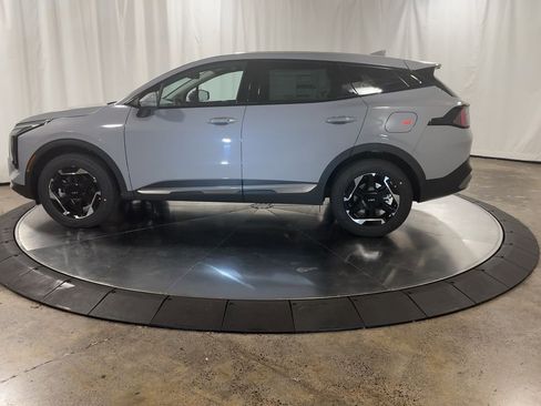 New 2026 Kia Sportage S image 7