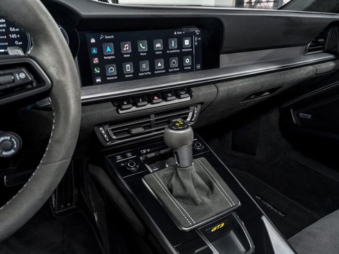 Used 2022 Porsche 911 GT3 image 23